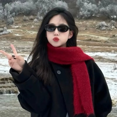 毗邻而居 海报